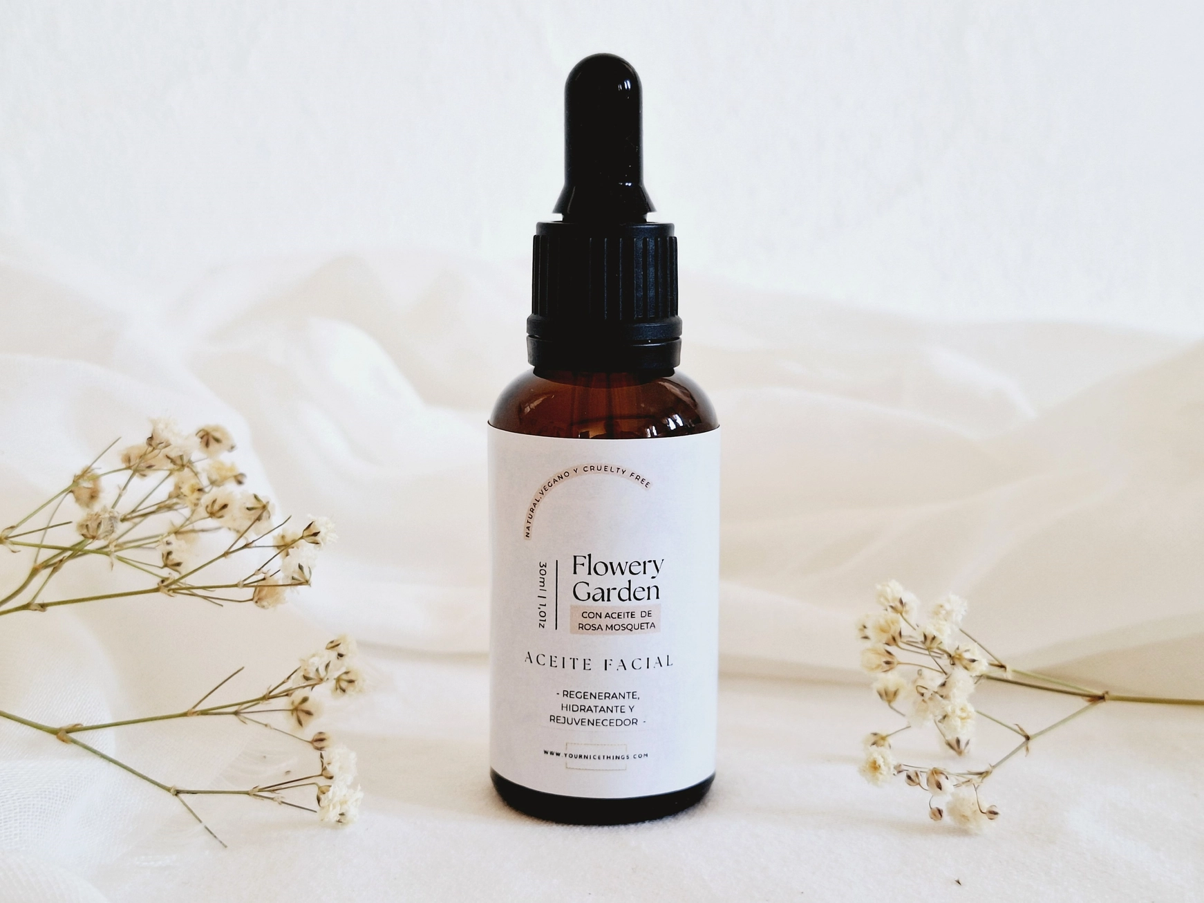 Biologische verjongende gezicht olie FLOWERY GARDEN -zoete en bloemige geranium - rozenbottelolie - argan 30ml - Afbeelding 2