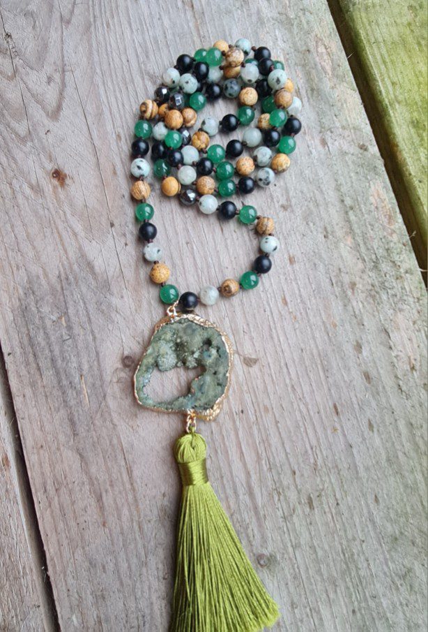 Boho lange edelsteen ketting - Groen kleur - geode - dalmatier - picture jaspis - agaat - handgemaakt