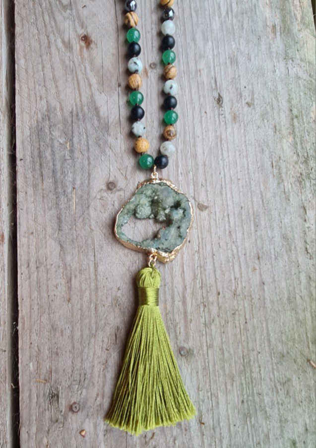 Boho lange edelsteen ketting - Groen kleur - geode - dalmatier - picture jaspis - agaat - handgemaakt