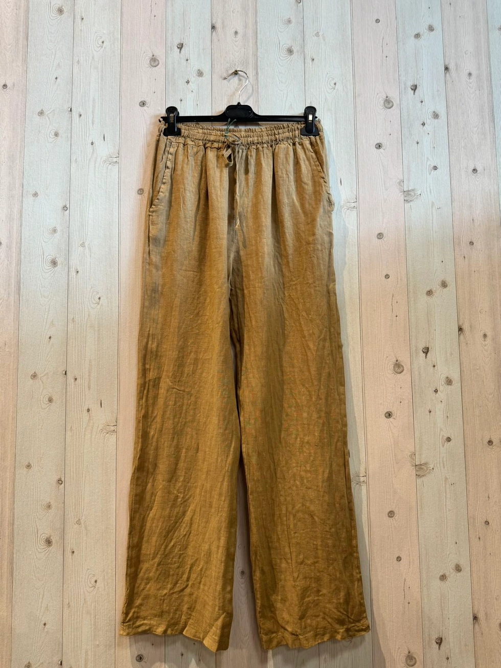 broek-rechte-pijpen-camel