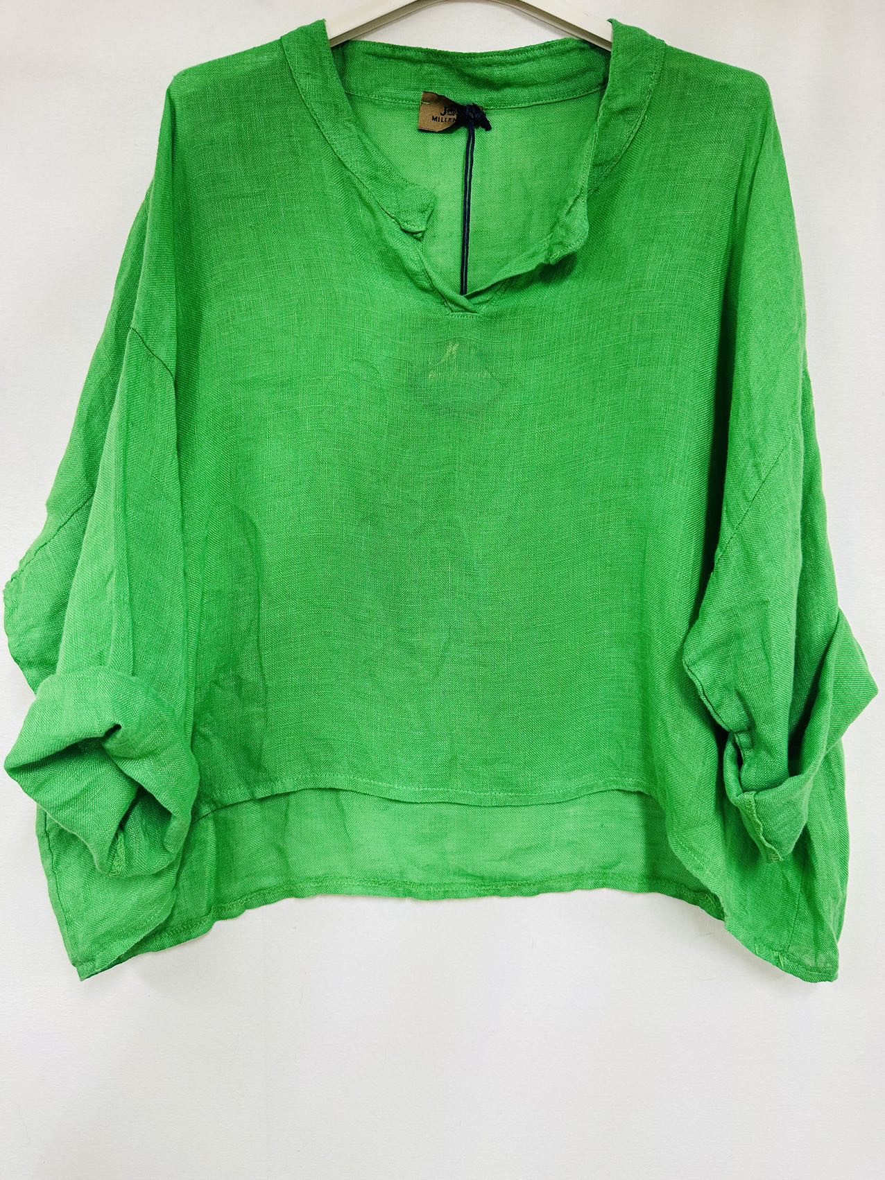 Mooi linnen korte - cropped top - v-hals hals - kraagje - raglan mouwen kleur GRAS GROEN - one size