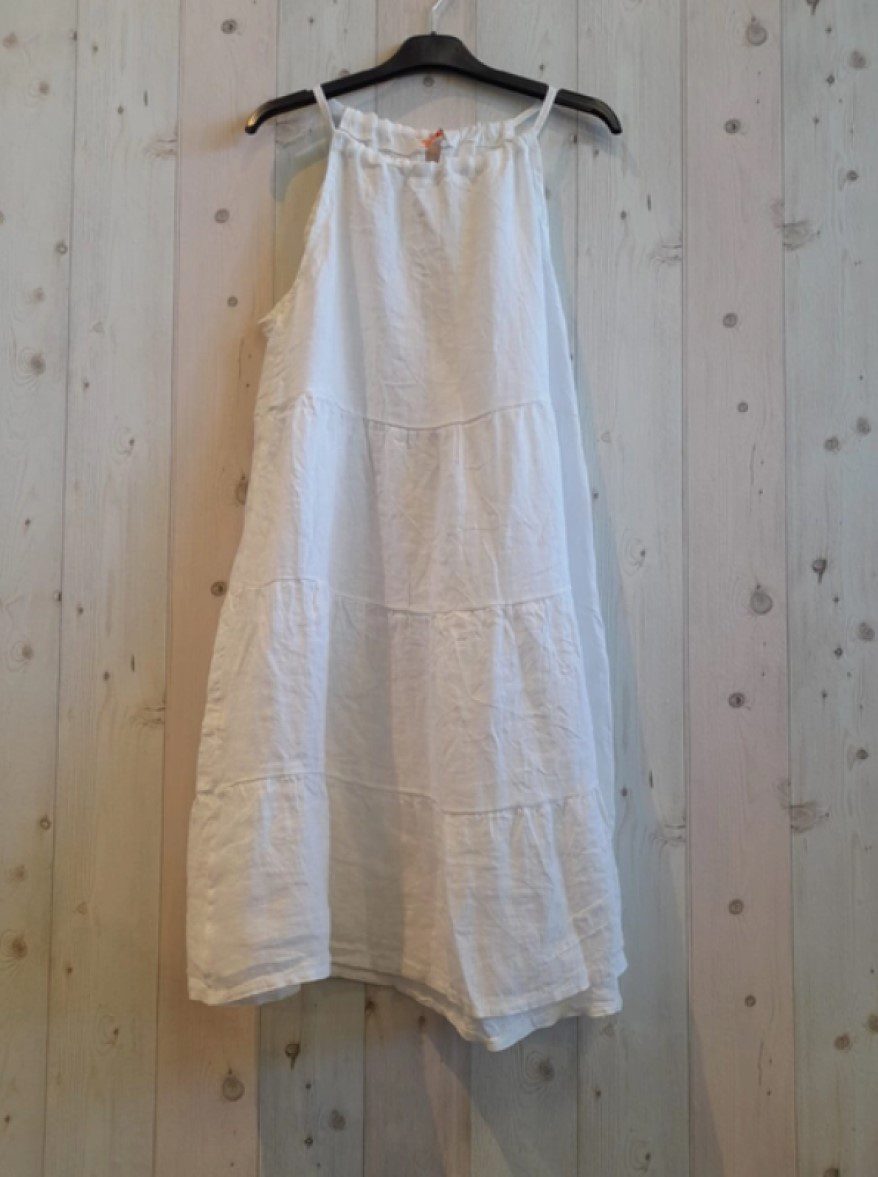 halter-witte-linnen-jurk