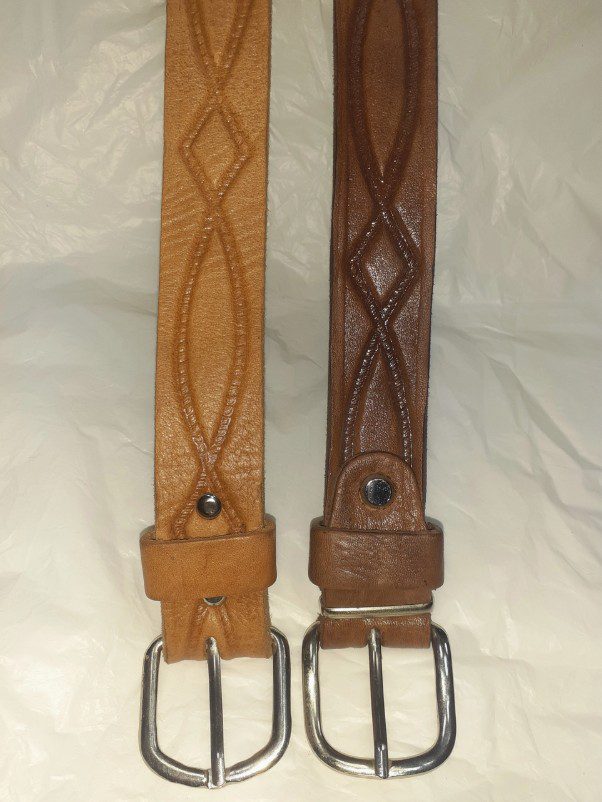 Leren heren smalle riem met patroon - staal gesp - DONKER BRUIN kleur