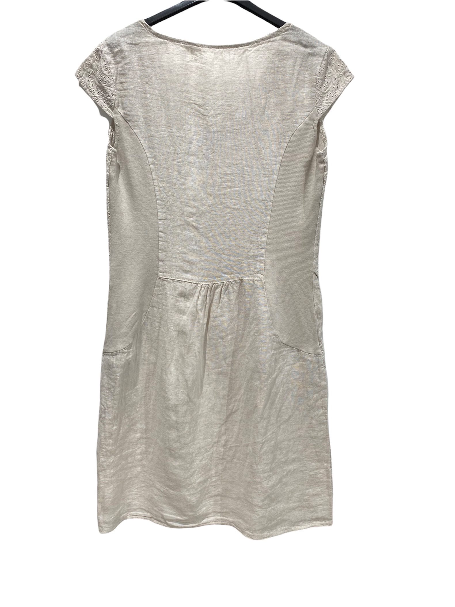 Linnen jurk met zijzakken - kap mouwen - broderie - getailleerd - kleur BEIGE - maat 42/44