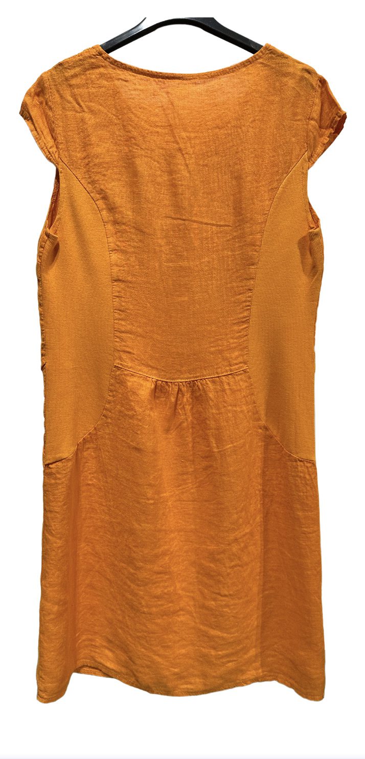 Linnen jurk - v-hals en broderie - kapmouwen - elastische rug - zijzakken maat - kleur ORANJE - maat 42/44 - Afbeelding 3