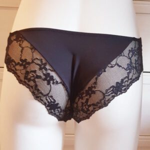 Magic Dream Italiaanse slip met kant en elastaan ZWART, Maat M